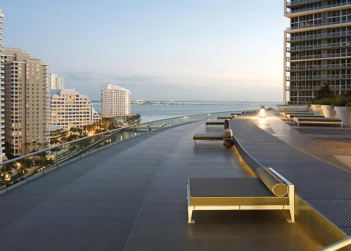 Modern High Rise One Bedroom At Icon Brickell
